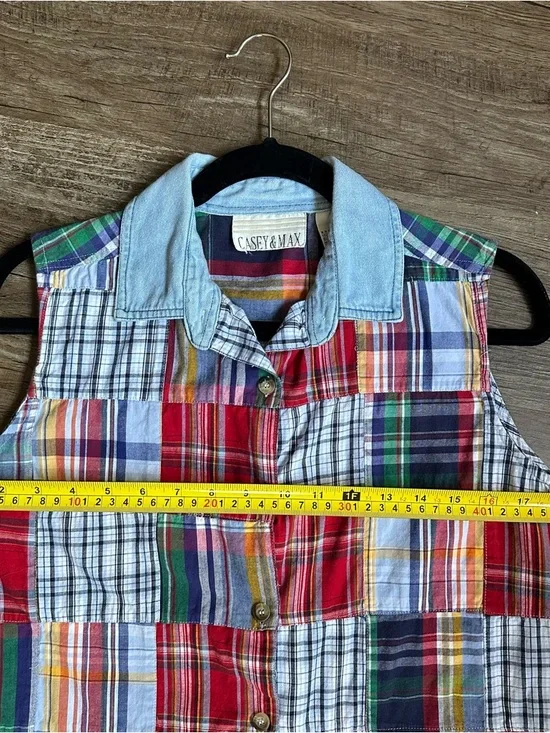 90’sCasey & Max Women's Patchwork Plaid Sleeveless Button Tank with Denim Collar - Picture 6 of 7
